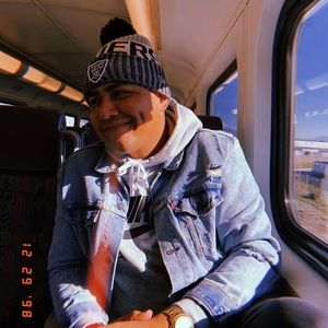 Meet your Posher, Aj